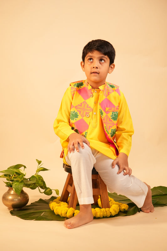 Kamal Bandi & Kurta Set (Boys Bandi Set)