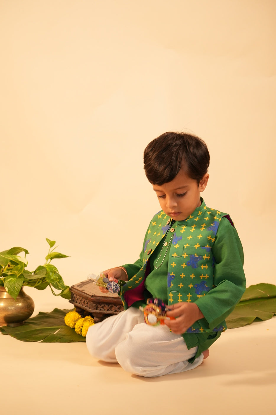 Neela Parinda Bandi & Kurta Set (Boys Bandi Set)