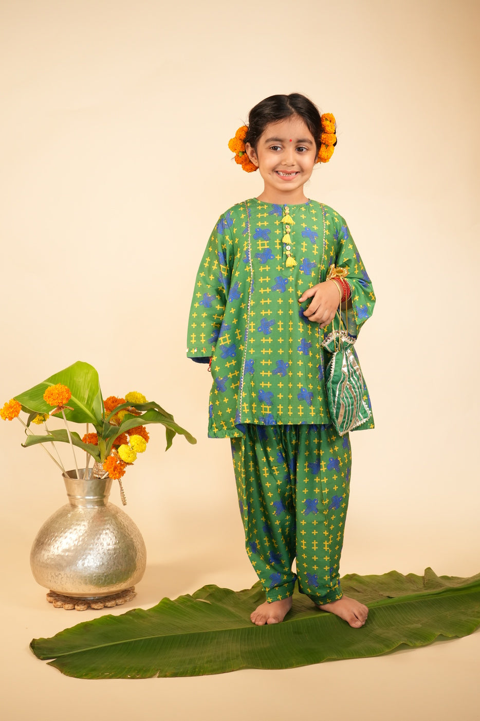 Vaidehi – Neela Parinda (Girls Kurta Salwar Set)