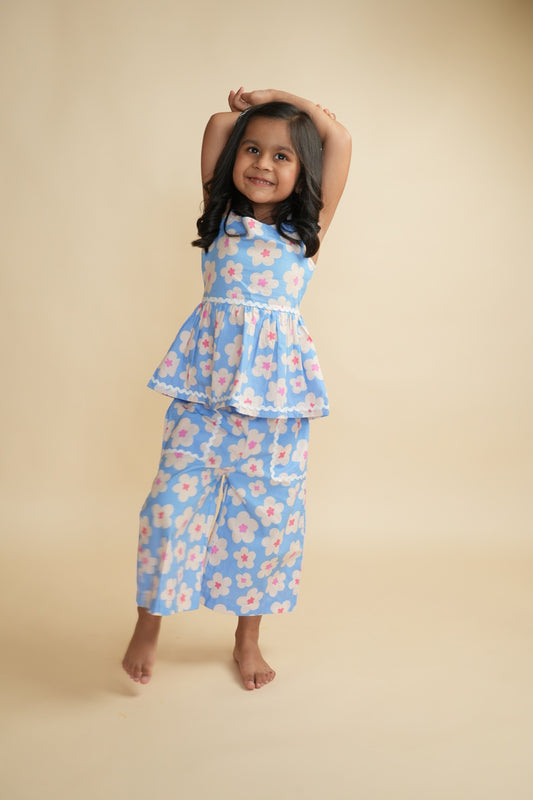 Girls Cotton Co-ord Set with Lace - Cloud Daisies and Blue
