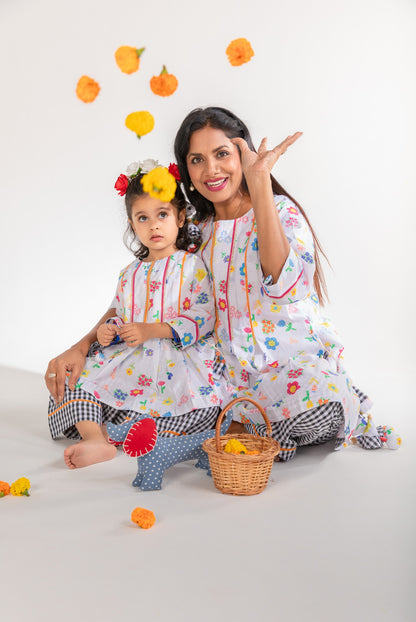 The Ditsy Floral Girls Button-Back Tunic & Wide-Leg Pants Set