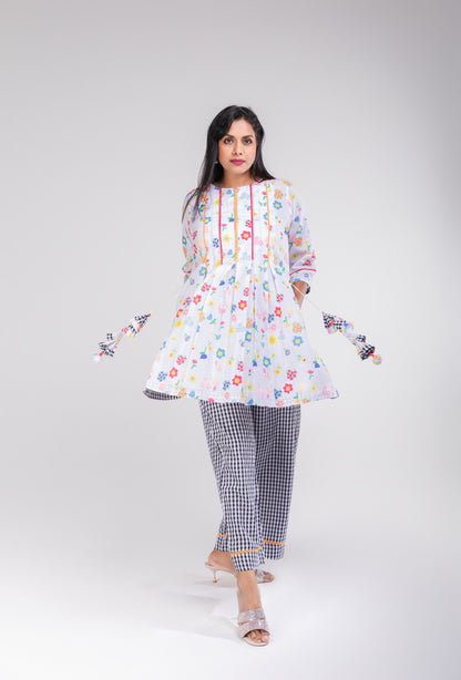 The Ditsy Floral Mom Cotton Kurta & Wide-Leg Pants Set