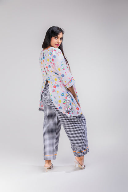 The Ditsy Floral Mom Cotton Kurta & Wide-Leg Pants Set