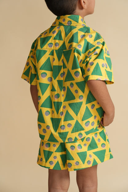 Unisex Cotton Co-ord Set for Kids – Green Triangle Print